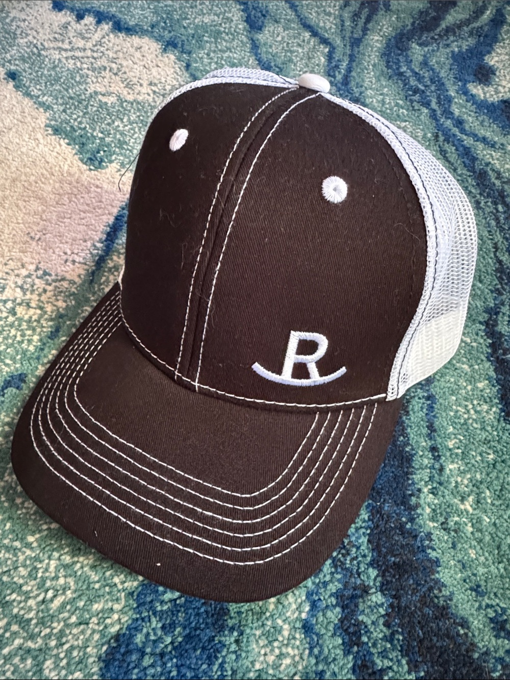 Women’s Rocking R Bar, Bozeman Logo Black & White Trucker Hat